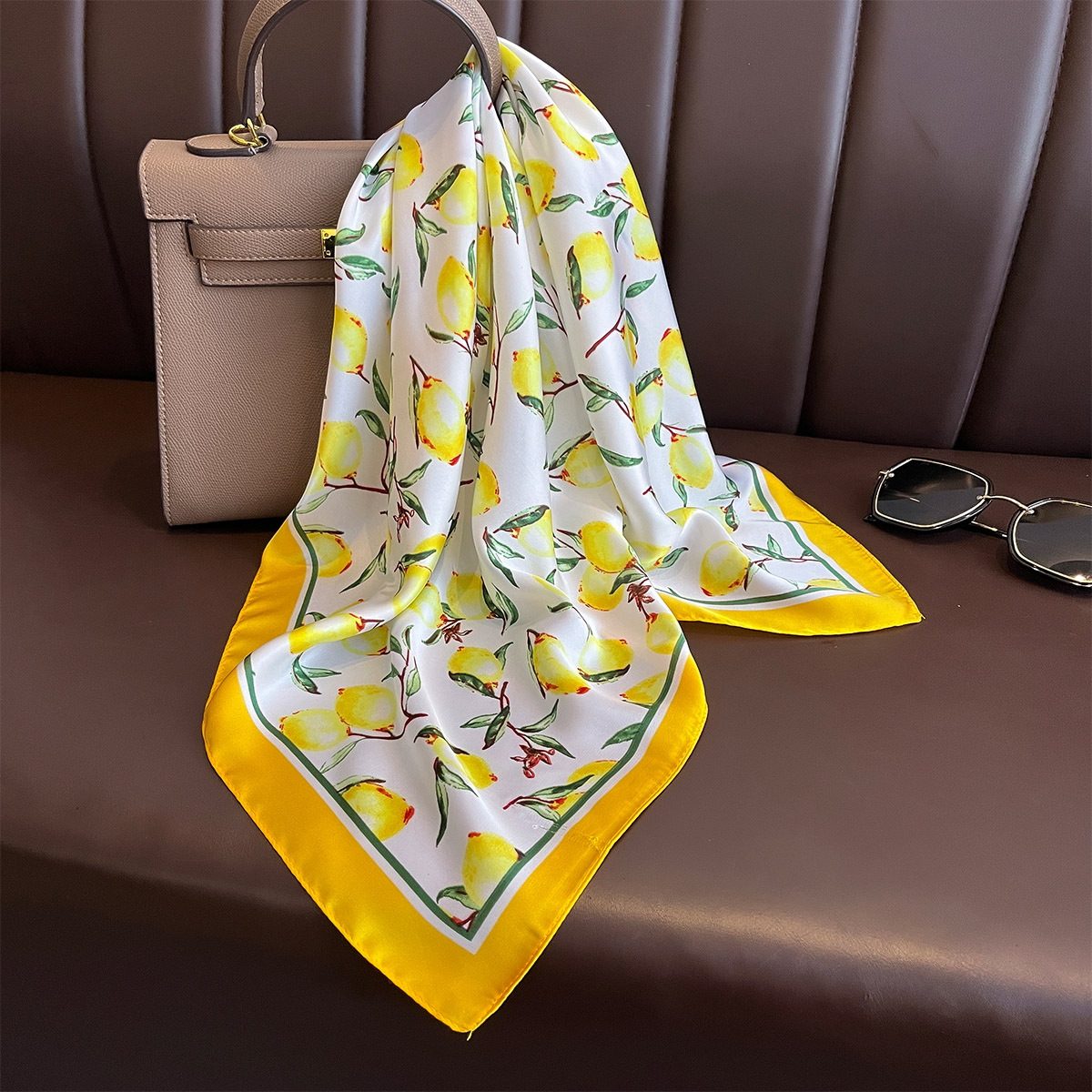 Роскошный желтый квадратный ше – обзор и цена Luxury Bags Yellow