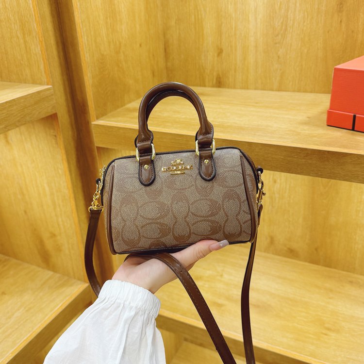 Винтажная роскошная сумка-крос – обзор и цена Luxury Bags Logo