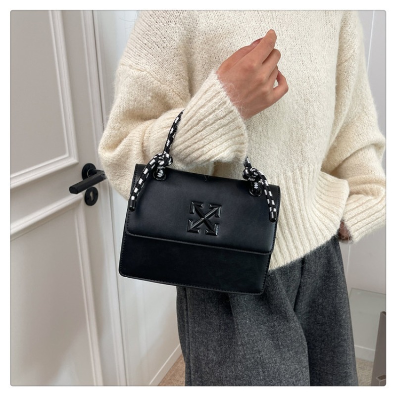 Модная парижская сумка-мессенд – обзор и цена Luxury Bags Logo
